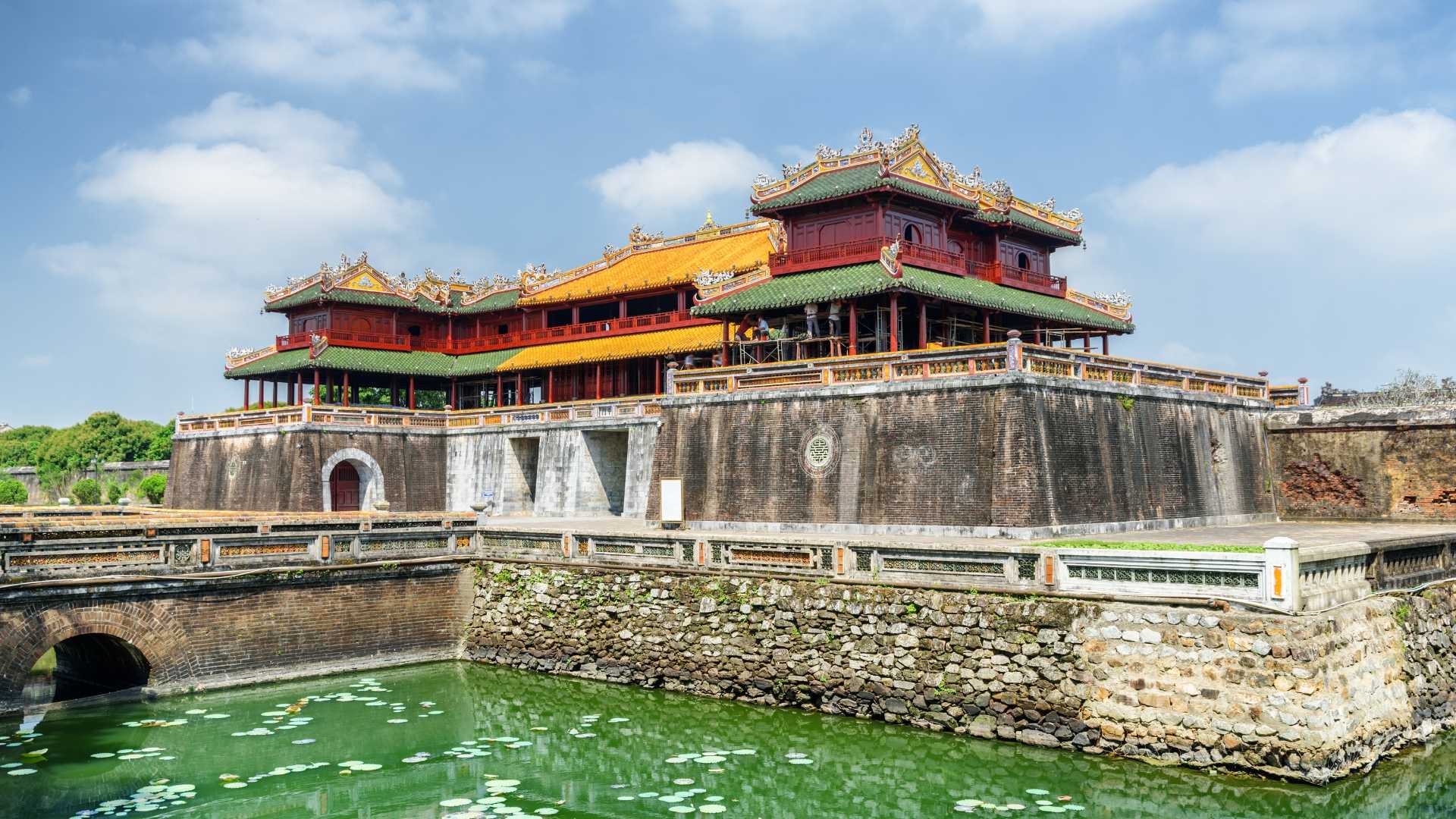 Xe du lịch Huế